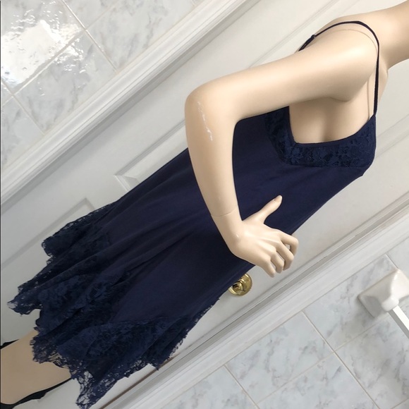 LACE TRIM NAVY DRESS - Picture 9 of 9